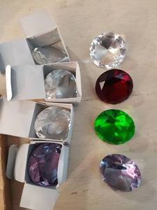 lot 2263 image: 8 big Jewels - assorted colors- 100 mm