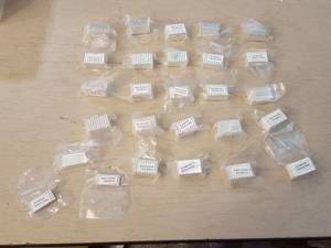 lot 2287 image: approximately 25 packages magnets - 4x 12 mm