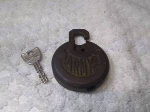 lot 11269 image: Vintage US Army Padlock with Key