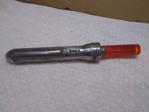 lot 11272 image: Vintage Rayovac Directional Traf-Lite Flashlight
