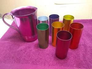 lot 11297 image: Vintage Colored Alumiware Drinkware Set of 8