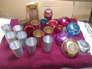 lot 11298 image: Vintage Colored Alumiware Tableware Lot