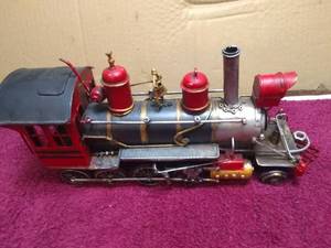 lot 11305 image: Vintage Toy Steam Engine Train