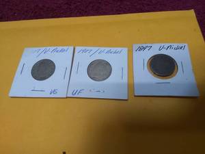 lot 11328 image: Lot of 3 V Nickels US Currency