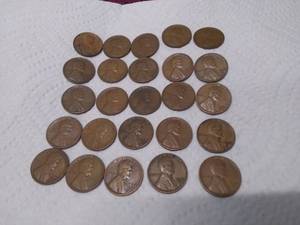 lot 11334 image: Lot of 25 Wheat Pennies Assorted Date S Mint Mark #1