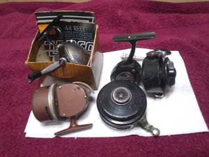 lot 11354 image: Vintage Fishing Reel Lot #2