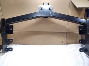 lot 11397 image: Rigid Hitch Fits Chevy and GMC