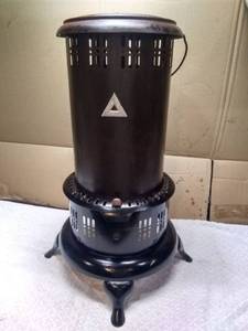lot 11404 image: Perfection Oil Heater No. 525M