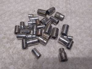 lot 11420 image: Lot of 30 Assorted Sockets 38  and 14�� Drive