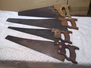 lot 11432 image: Lot of 4 Vintage Hand Saws #2