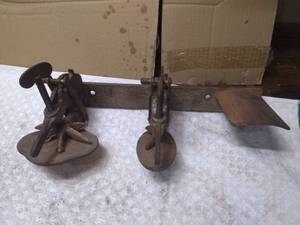 lot 11438 image: Vintage Shaler Double Vulcanizer Tool