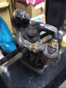 lot 3538 image: Statue
