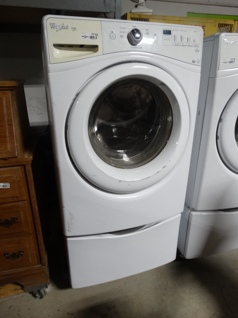 Whirlpool Duet Front Load Washing Machine W Pedestal Base Drawer