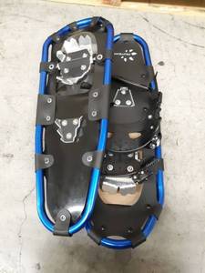 lot 20477 image: Fruiteam Adult All Terrian Snowshoes  Adjustable Ratchet Bindings