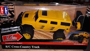 lot 22722 image: EE RC Cross-Country Truck, Yellow