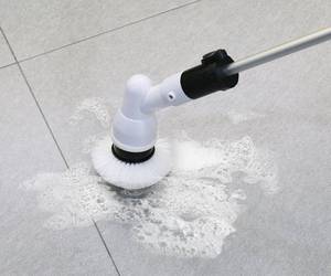 lot 22757 image: Electric Scrubber, 44 , New