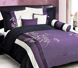 lot 22878 image: Minah Comforter Set Purple, White, Black, Pink Vine, King