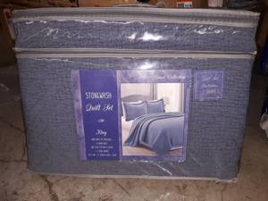 lot 23541 image: Stonewash Quilt Set King