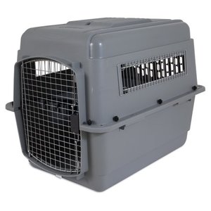 lot 3934 image: Petmate Sky Kennel for Pets from 30 to 50-Pound, Light Gray