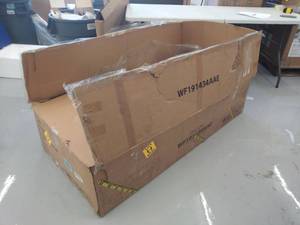 lot 3953 image: Sofa