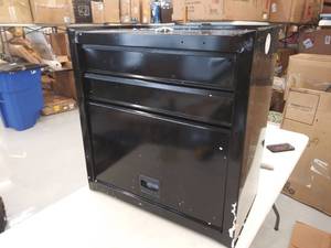 lot 3979 image: Craftsman Toolbox