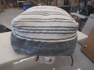 lot 8074 image: Bean Bag Chair
