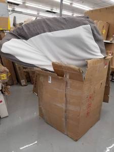 lot 8123 image: Queen Memory Foam Mattress