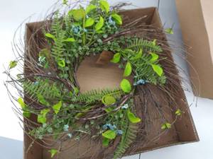 lot 1096 image: honey and me exclusive designs large fairy garden Fern 20 inch artificial greenery decoration wreath