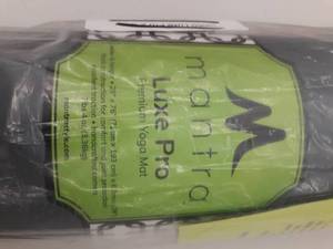 lot 2787 image: Mantra Style Lux Pro 28 Yoga Workout Mat Long X Wide Non slip