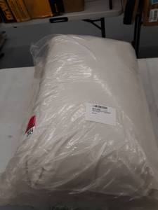 lot 2824 image: Organic Cotton Pillows Allerfy Alleviator Quee Bed Pillows for Sleeping Hypoallergenic