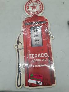 lot 2838 image: Vintage Texaco Gas Pump Shapoed and Embossed Metal Wall decor Sign
