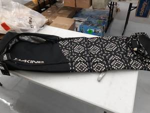 lot 2855 image: Dakine Silverton Onyx Low Roller Womens Snowboard Bag