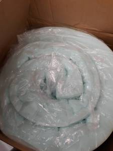 lot 2912 image: Lauraland Mattress Topper Gel infused Memory Foam Mattress Topper 3in King