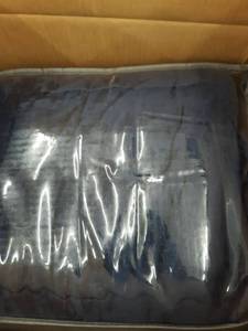 lot 2924 image: Weighted Blanket 48�78 28lbs