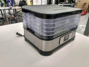 lot 2960 image: Electric Food Dehydrator Machine