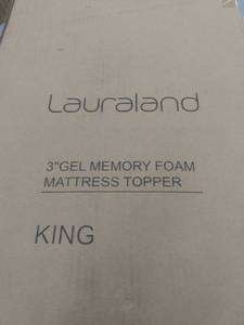 lot 2979 image: 3 Gel Memory Foam Mattress Topper