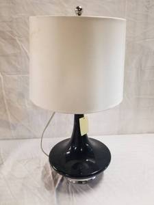 lot 1024 image: Lot of 2 Black Modern Table Lamps ,1 WITHOUT Lamp Shade