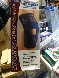 lot 7901 image: F-L-A medical stabilizing knee brace- New in box- Size- S
