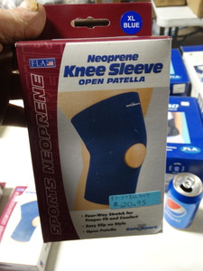 lot 7917 image: Neoprene Knee sleeve open patella- New in box- Size- XL