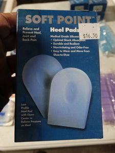 lot 7939 image: Soft Point Viscolas heel pads- New in box- Size-M