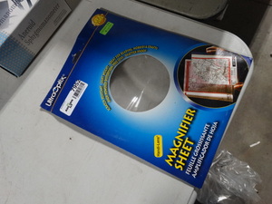 lot 7952 image: Ultra-Optix magnifier sheet- New in box