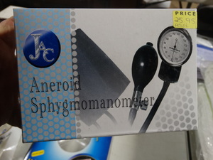 lot 7953 image: JAC- Aneroid Sphygmomanometer- New in box