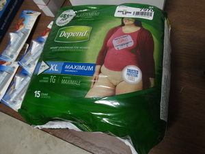 lot 7970 image: 15 count package of depends- XL