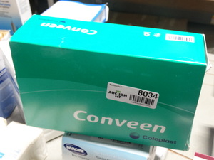 lot 8034 image: Box of Conveen sterile female catheters
