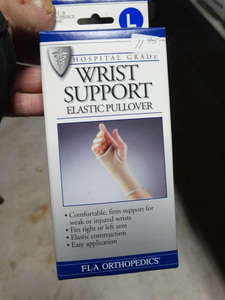 lot 8051 image: FLA Orthopedics Wrist support elastic pullover Size L- New in box