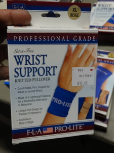 lot 8054 image: FLA Orthopedics Wrist support knitted pullover Size XL- New in box