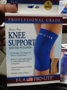 lot 8055 image: FLA Orthopedics Knee support knitted pullover Size S- New in box