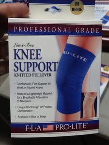 lot 8056 image: FLA Orthopedics Knee support knitted pullover Size M- New in box