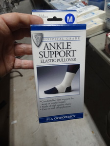 lot 8060 image: FLA Orthopedics ankle support elastic pullover Size- M- New in box