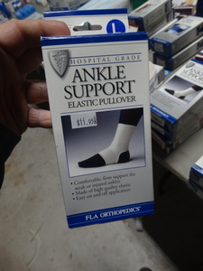 lot 8061 image: FLA Orthopedics ankle support elastic pullover Size- L- New in box